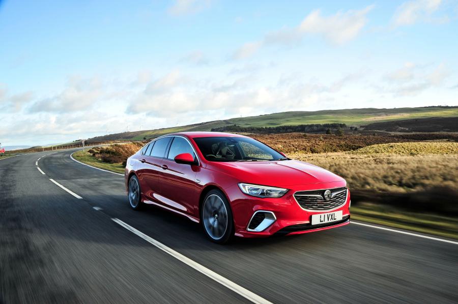  Vauxhall Insignia GSi Grand Sport 2018 года  (фото 4 из 11)